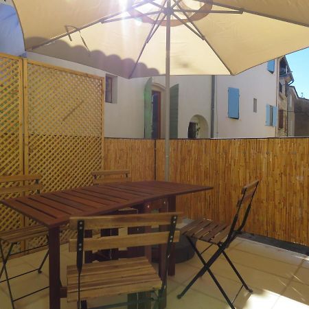 Appartement Centre Historique Avec Terrasse Au Porte De La Camargue Сен-Жиль Экстерьер фото